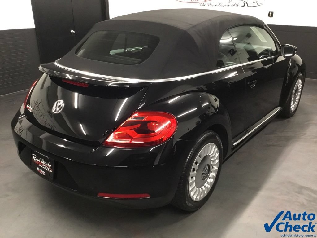 Used 2013 Volkswagen Beetle 2.5 FWD image 22