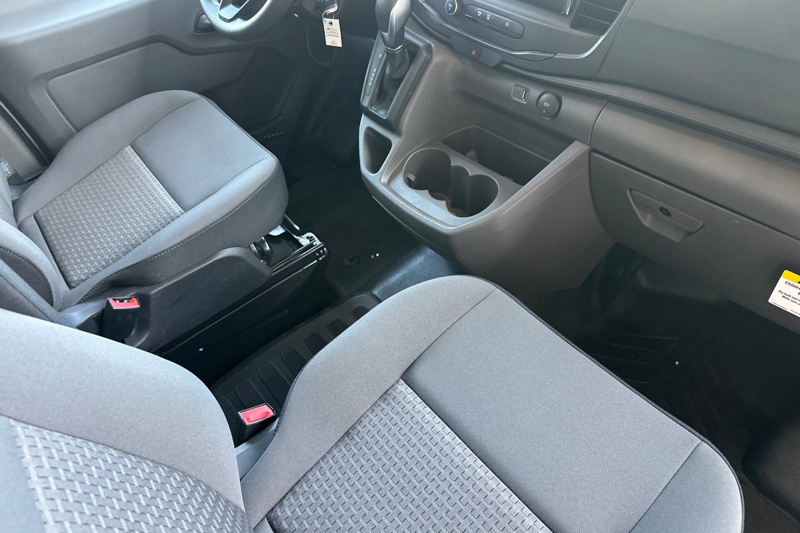 New 2025 Ford Transit 250 148 Medium Roof image 15