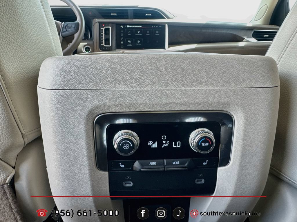 Used 2024 GMC Yukon Denali RWD image 25
