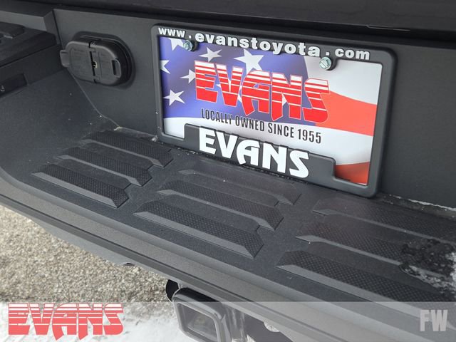 Used 2024 Toyota Tundra SR5 w/ SR5 Premium Package image 33