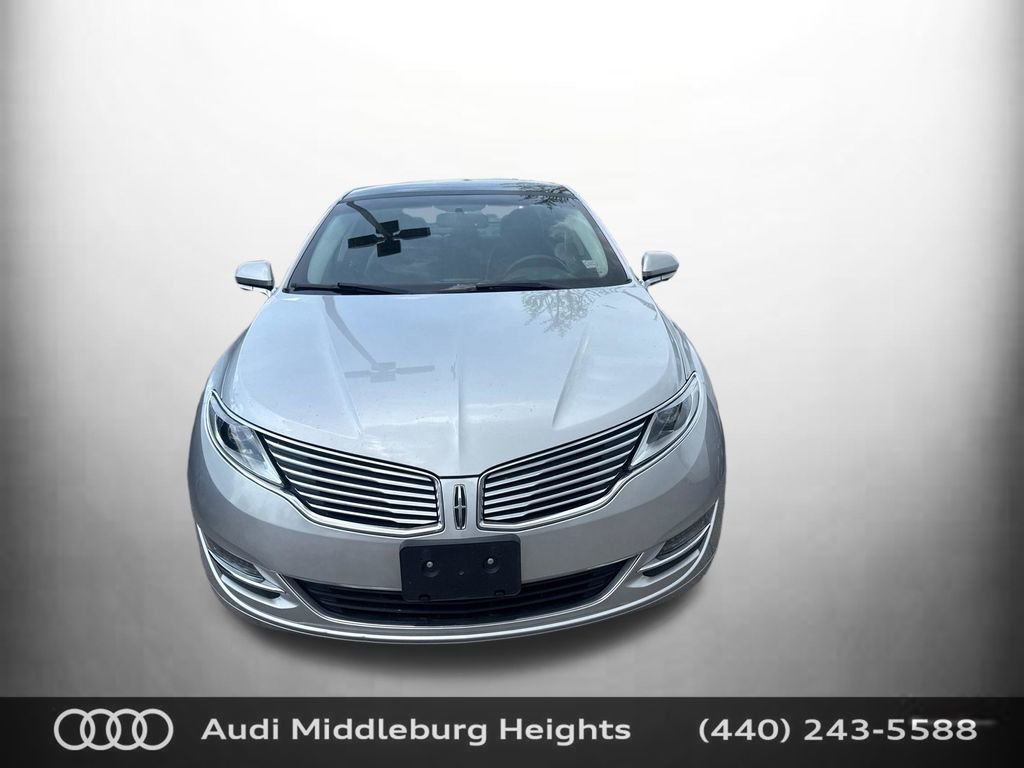 Used 2013 Lincoln MKZ AWD image 2