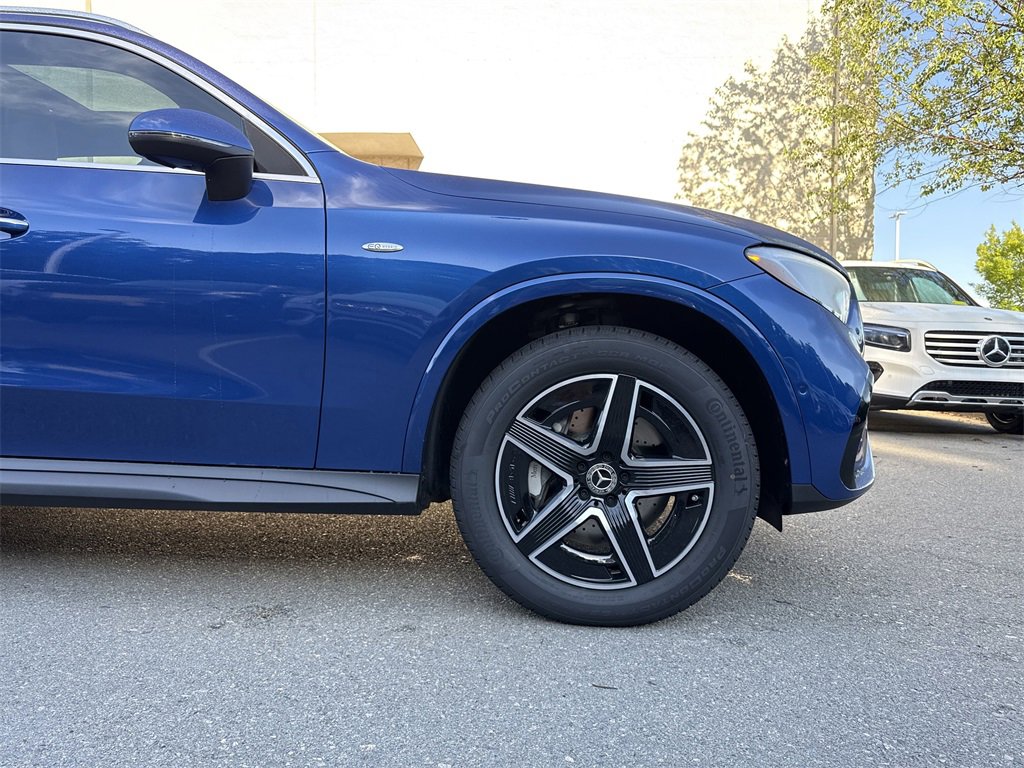 New 2025 Mercedes-Benz GLC 350e 4MATIC image 9