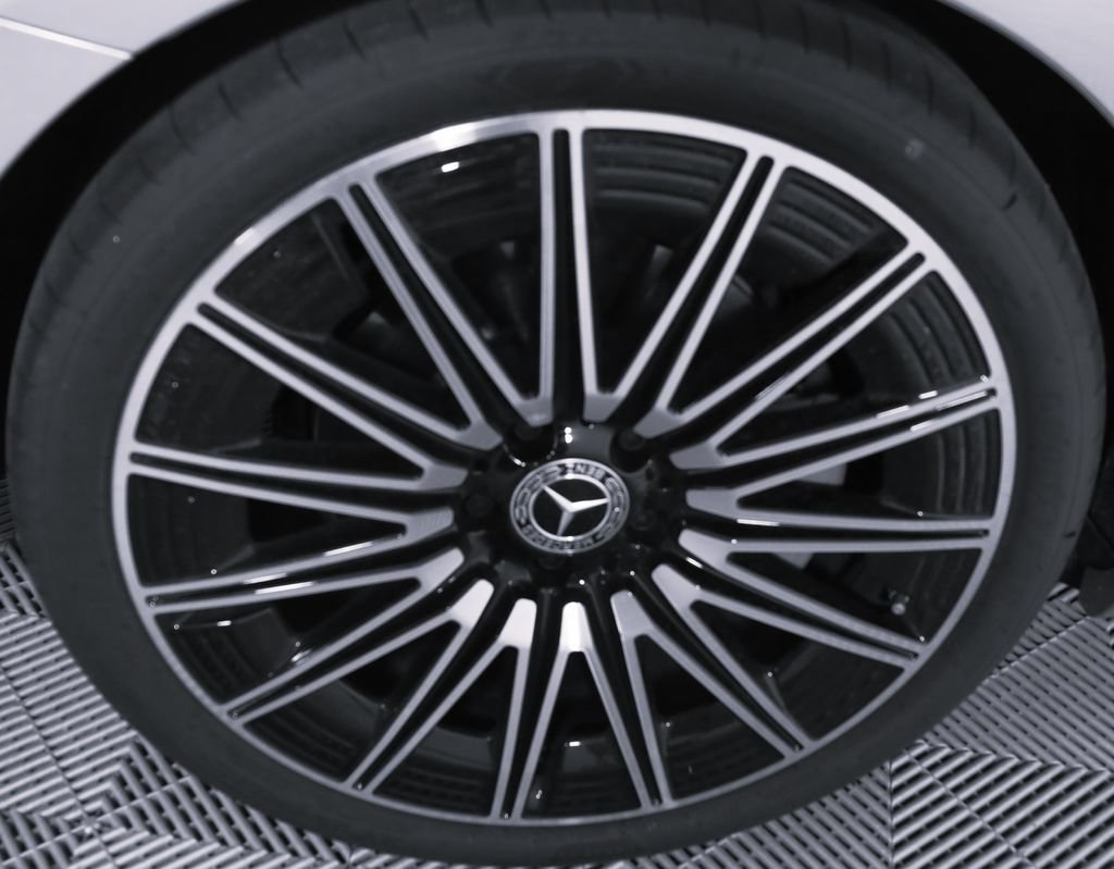 Certified 2026 Mercedes-Benz CLE 450 4MATIC Coupe image 7