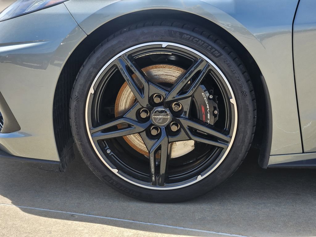 Used 2022 Chevrolet Corvette Stingray Premium Conv w/ Z51 Performance Package image 15