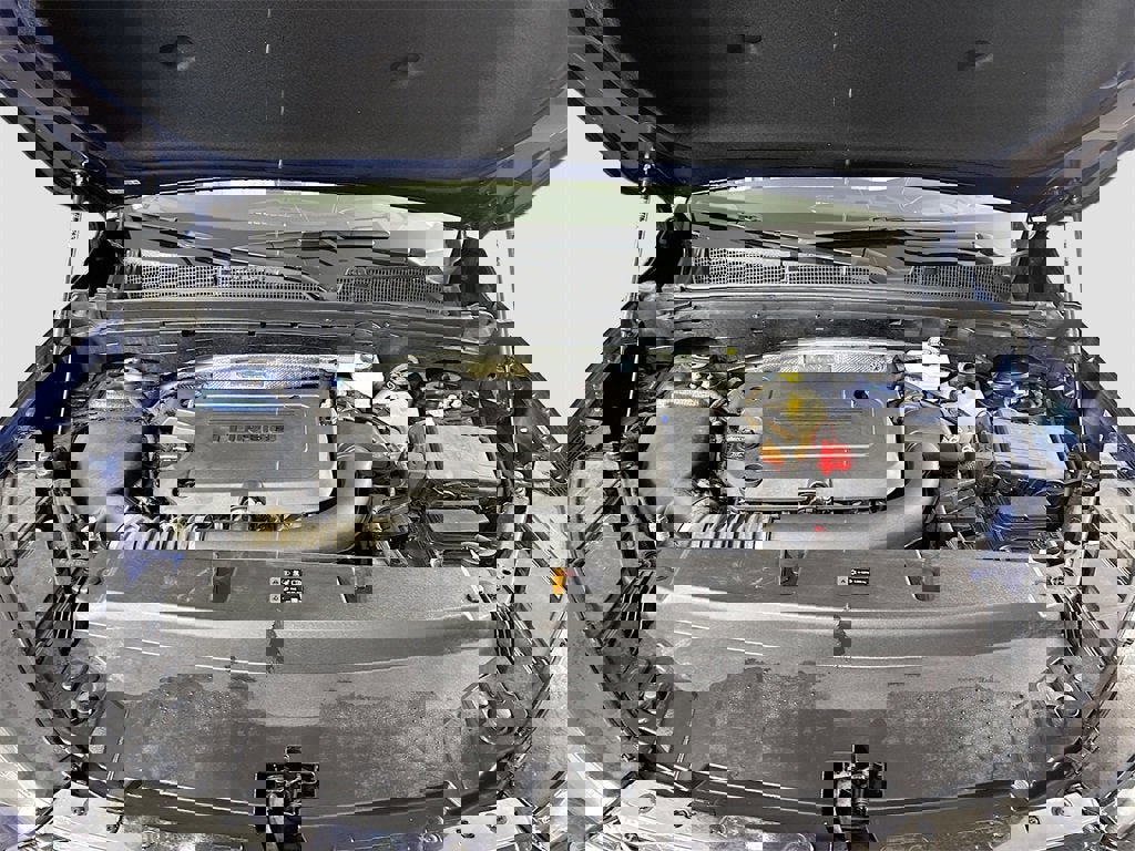 Used 2023 Buick Envision Avenir image 25