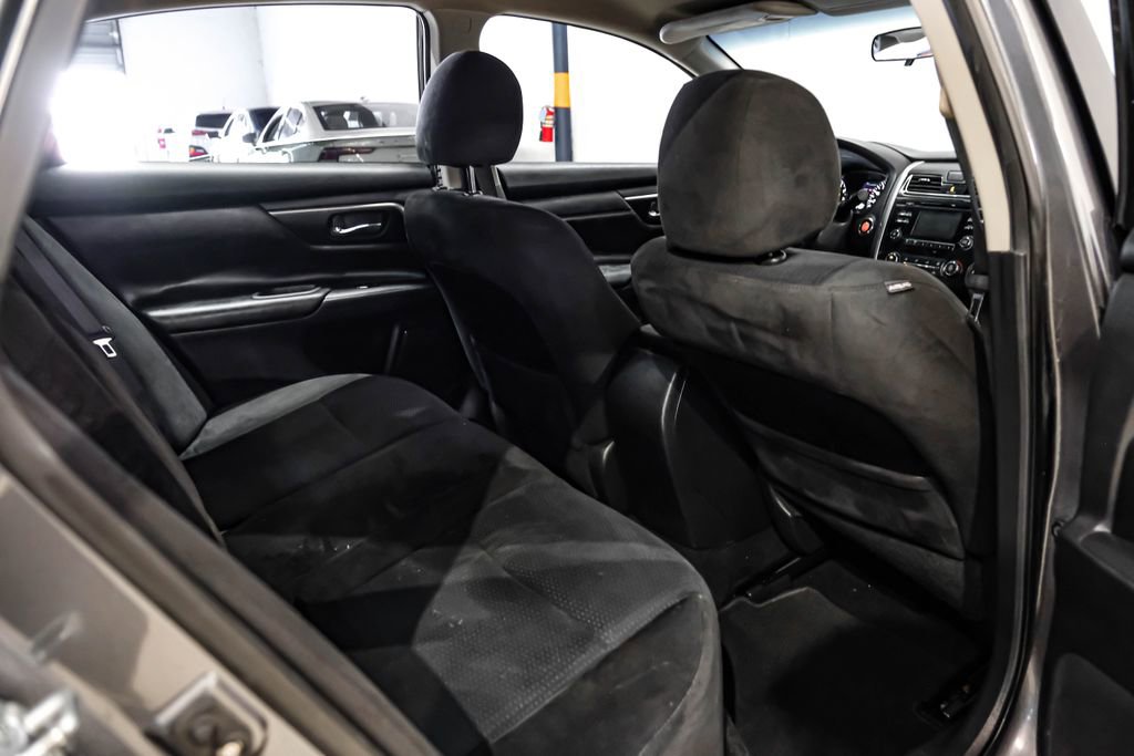 Used 2015 Nissan Altima 2.5 S w/ Special Edition Package FWD image 35