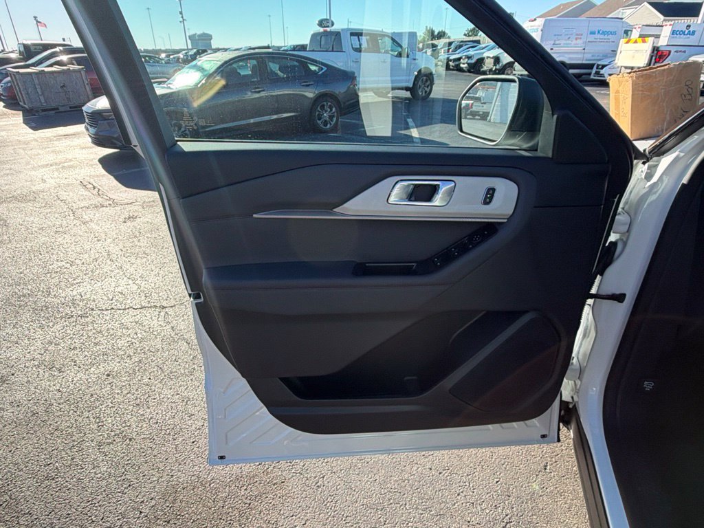 New 2027 Ford Explorer Active AWD/4WD image 23