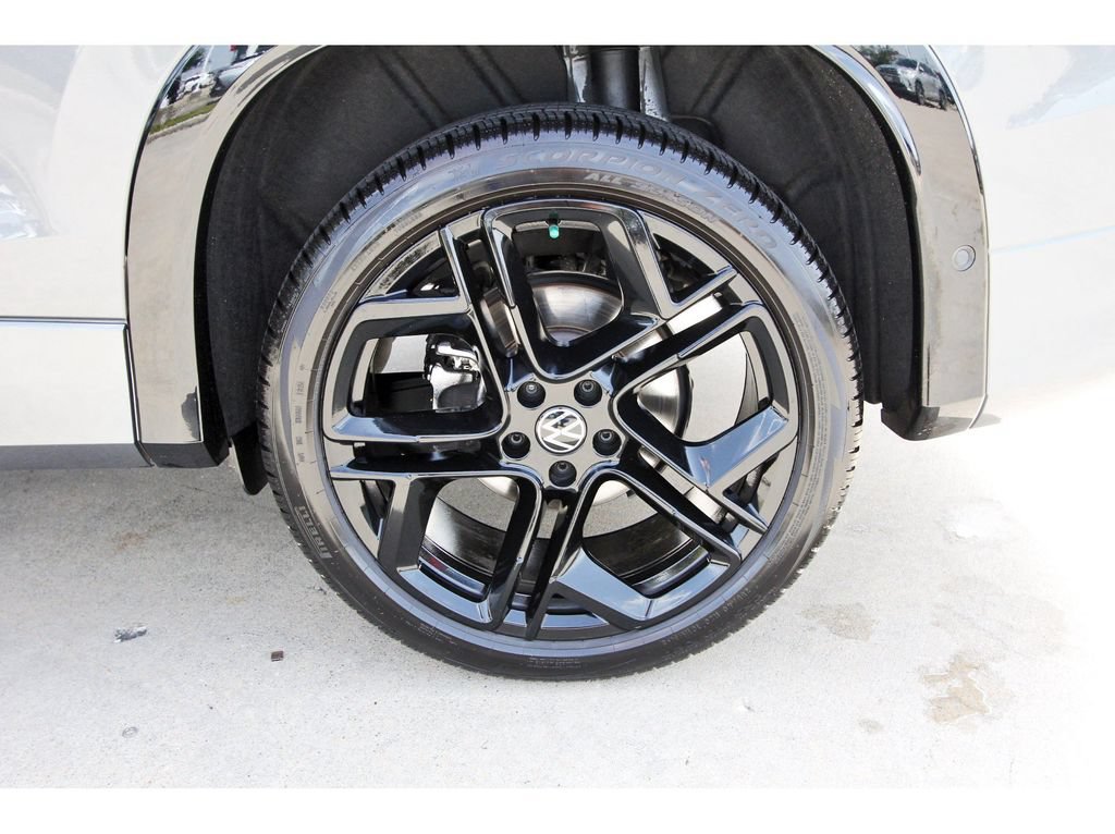 Used 2025 Volkswagen Tiguan SE R-Line AWD/4WD image 27