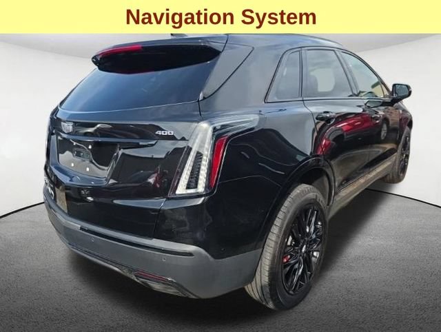 Used 2022 Cadillac XT5 Sportv w/ LPO, ONYX Package AWD/4WD image 4