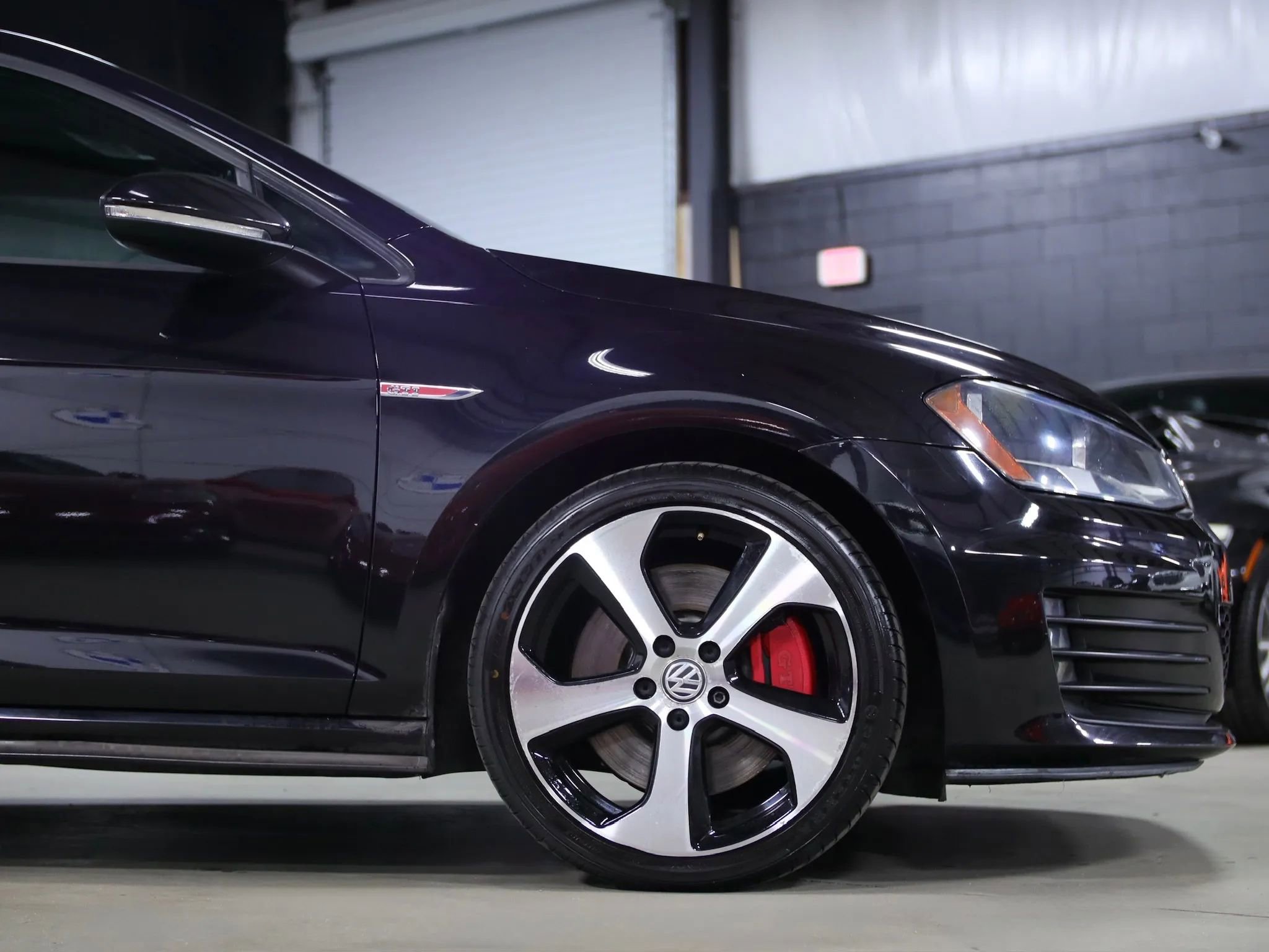 Used 2015 Volkswagen GTI SE image 9