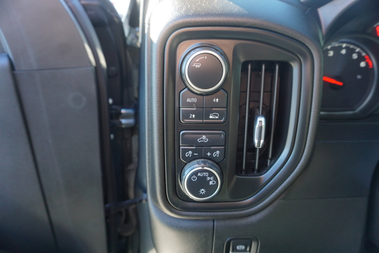 Used 2021 Chevrolet Silverado 1500 Custom image 14