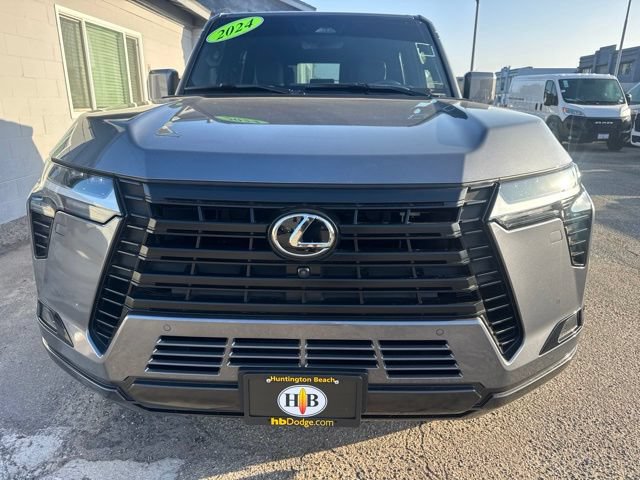 Used 2024 Lexus GX 550 w/ Accessory Package (31) AWD/4WD image 2