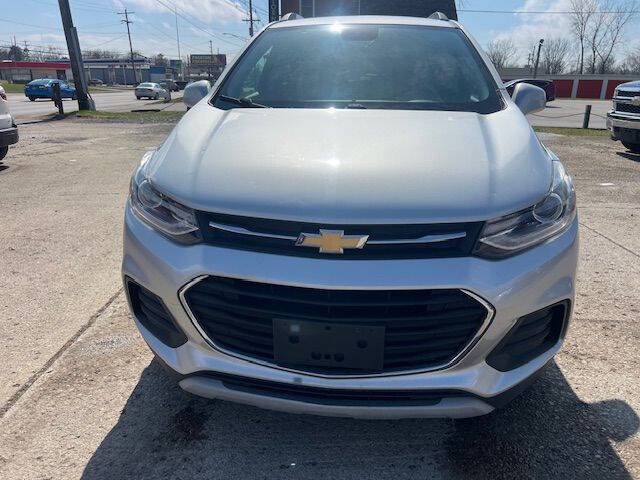 Used 2020 Chevrolet Trax LT image 2