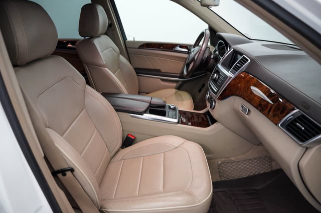 Used 2013 Mercedes-Benz GL 450 4MATIC image 18