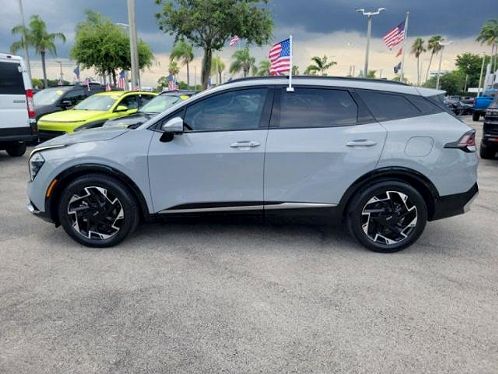 Used 2024 Kia Sportage SX FWD image 4