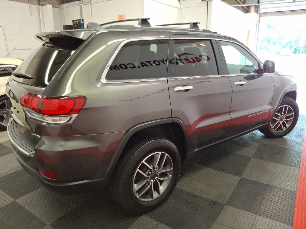 Used 2020 Jeep Grand Cherokee Limited AWD/4WD image 12