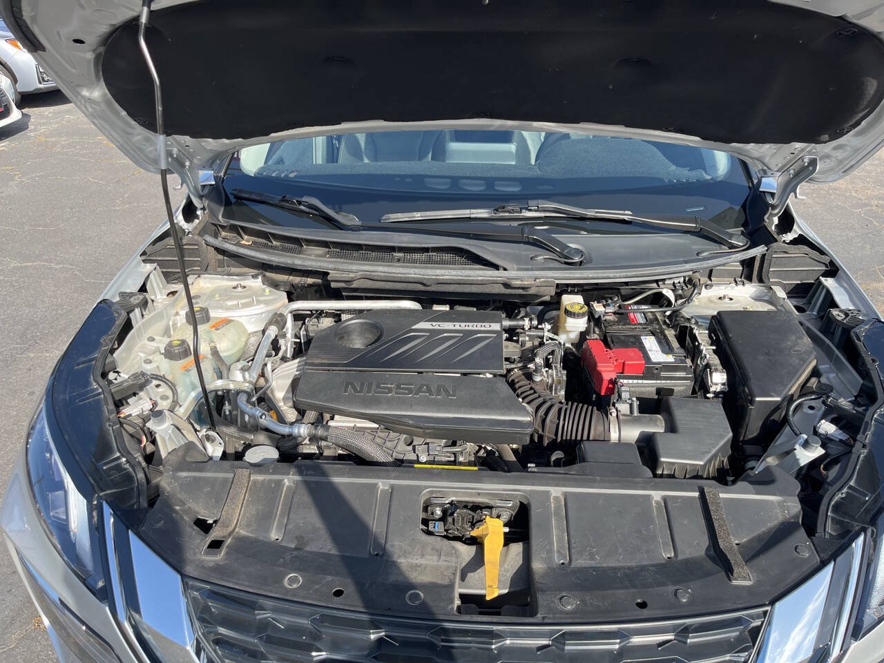 Used 2023 Nissan Rogue SV FWD image 12