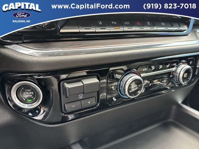 Used 2024 GMC Sierra 2500 SLT w/ SLT Premium Package image 30