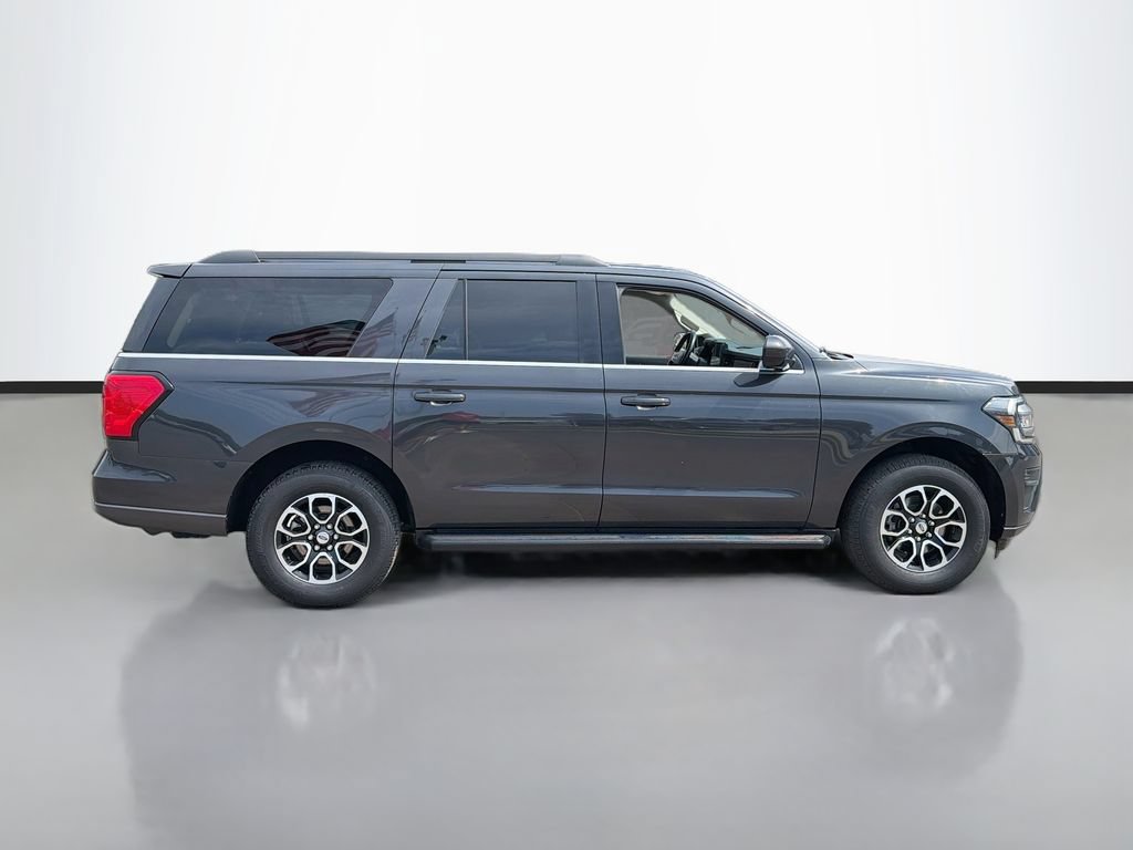 Used 2024 Ford Expedition Max XLT AWD/4WD image 4