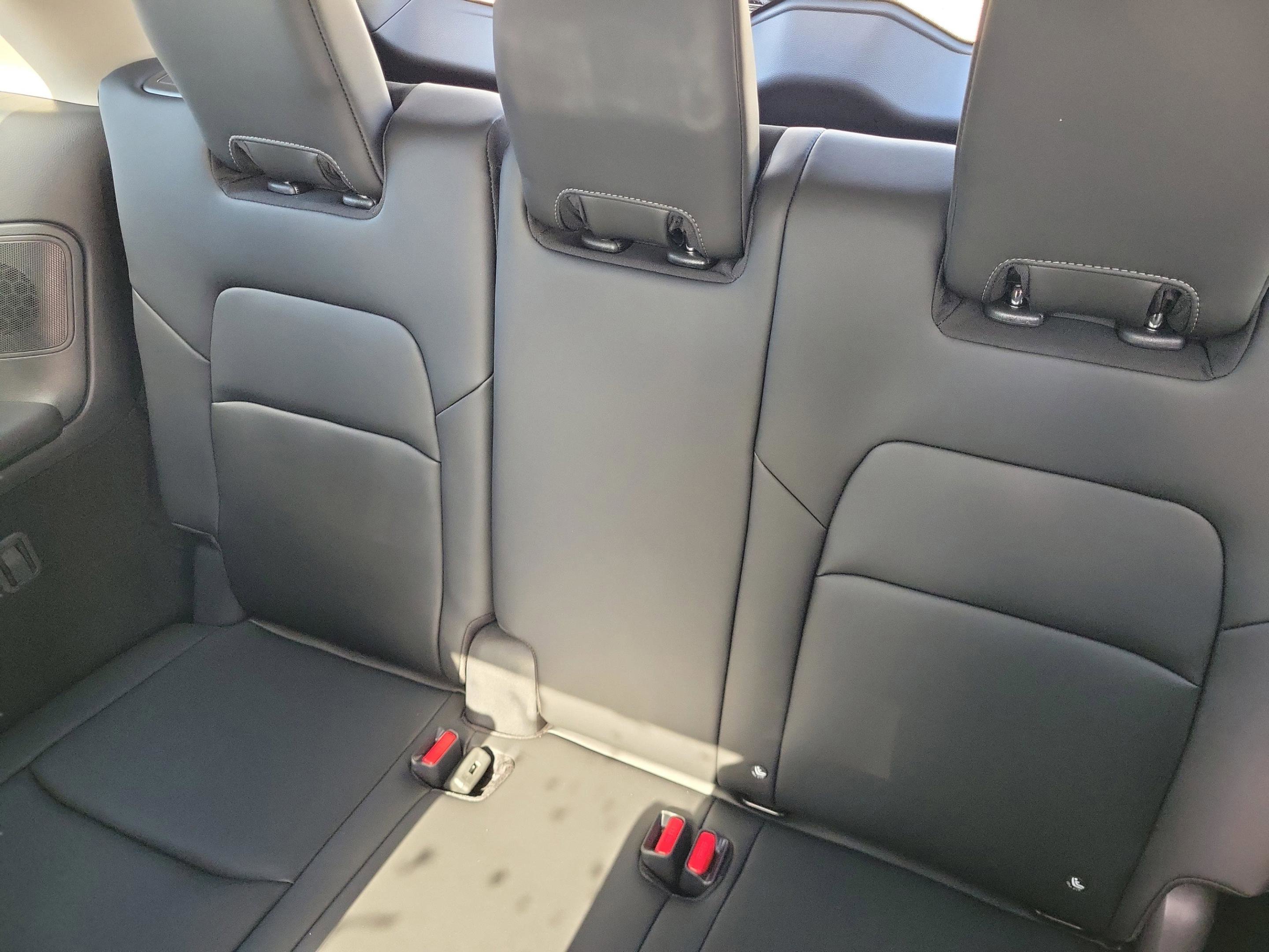 New 2026 Nissan Pathfinder SL image 11