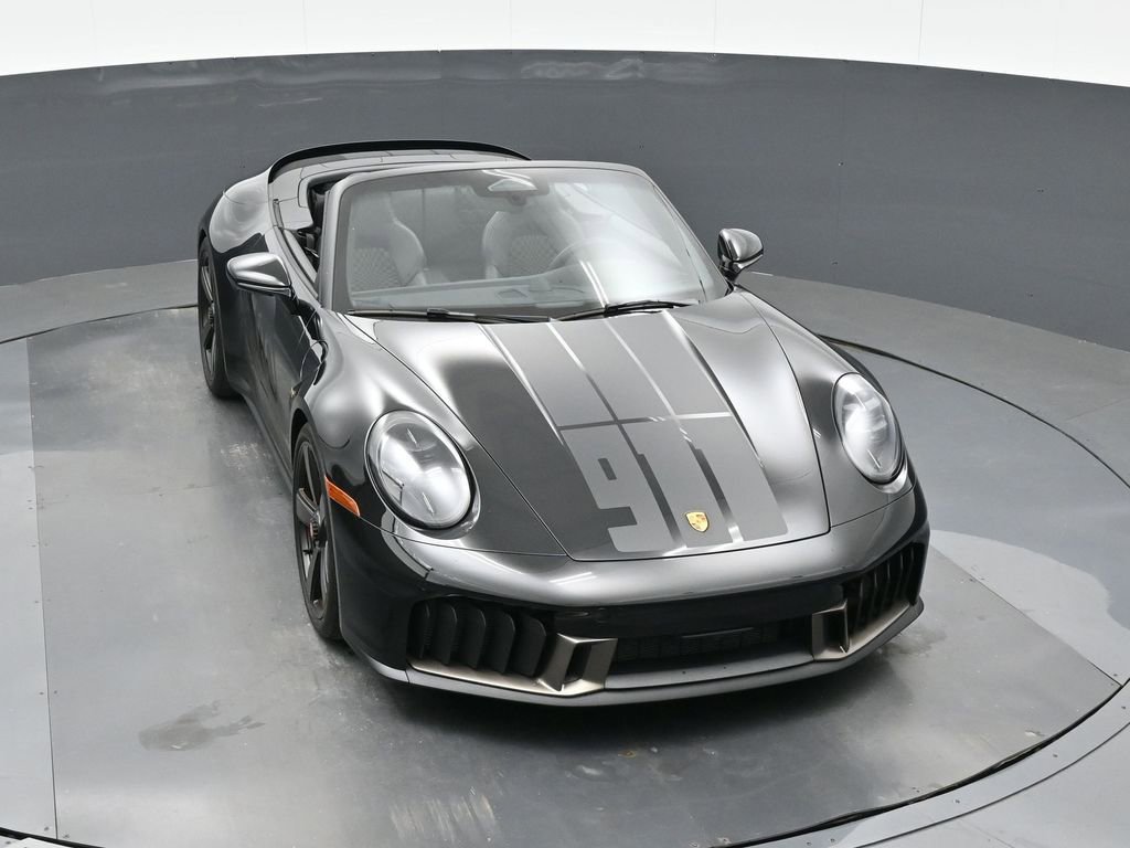 Certified 2026 Porsche 911 GTS RWD image 32