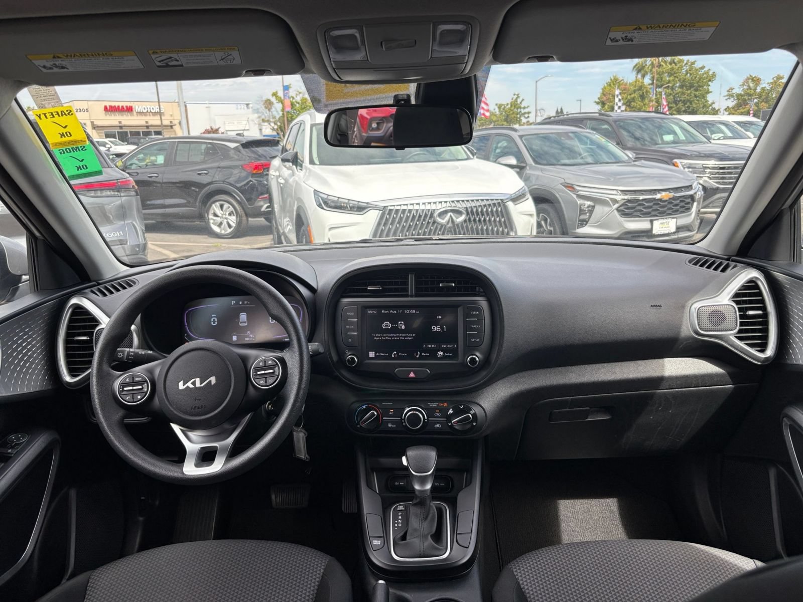 Used 2025 Kia Soul LX w/ LX Technology Package FWD image 26