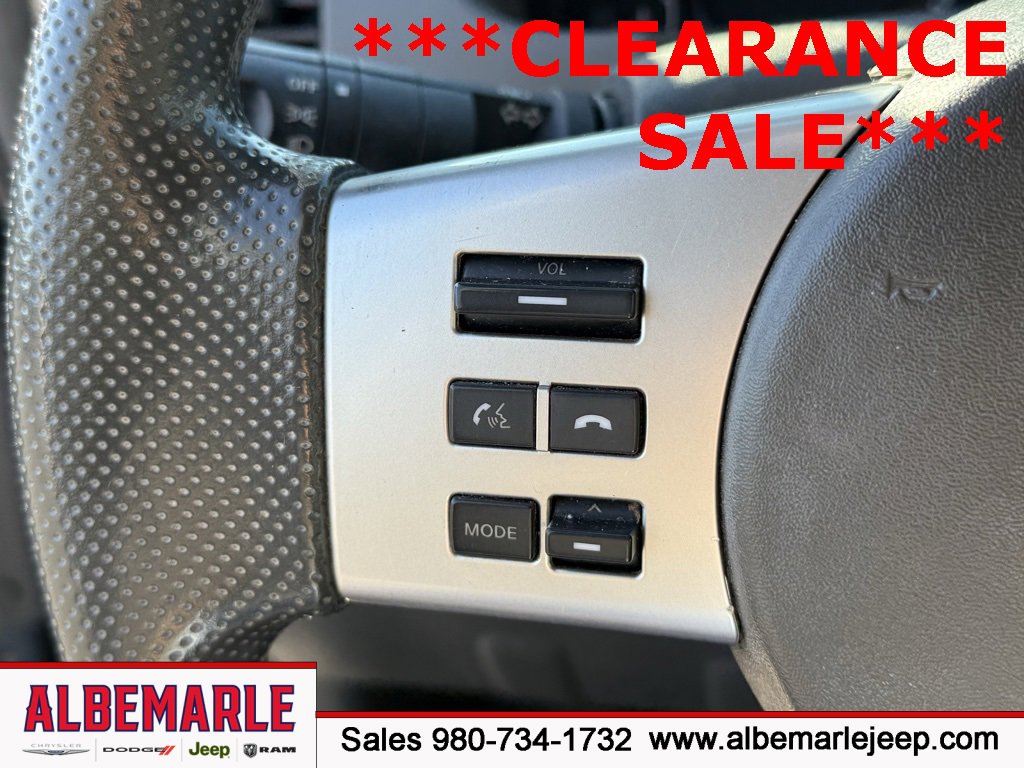Used 2015 Nissan Xterra S image 17