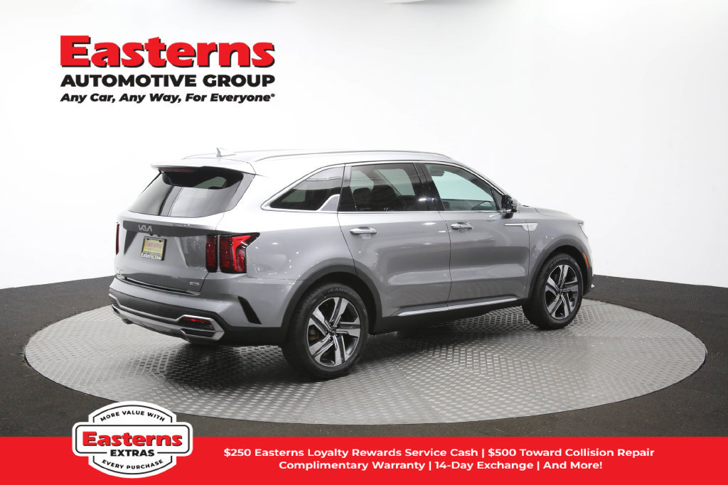 Used 2023 Kia Sorento EX AWD/4WD image 42