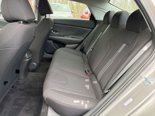 Certified 2023 Hyundai Elantra SEL image 13