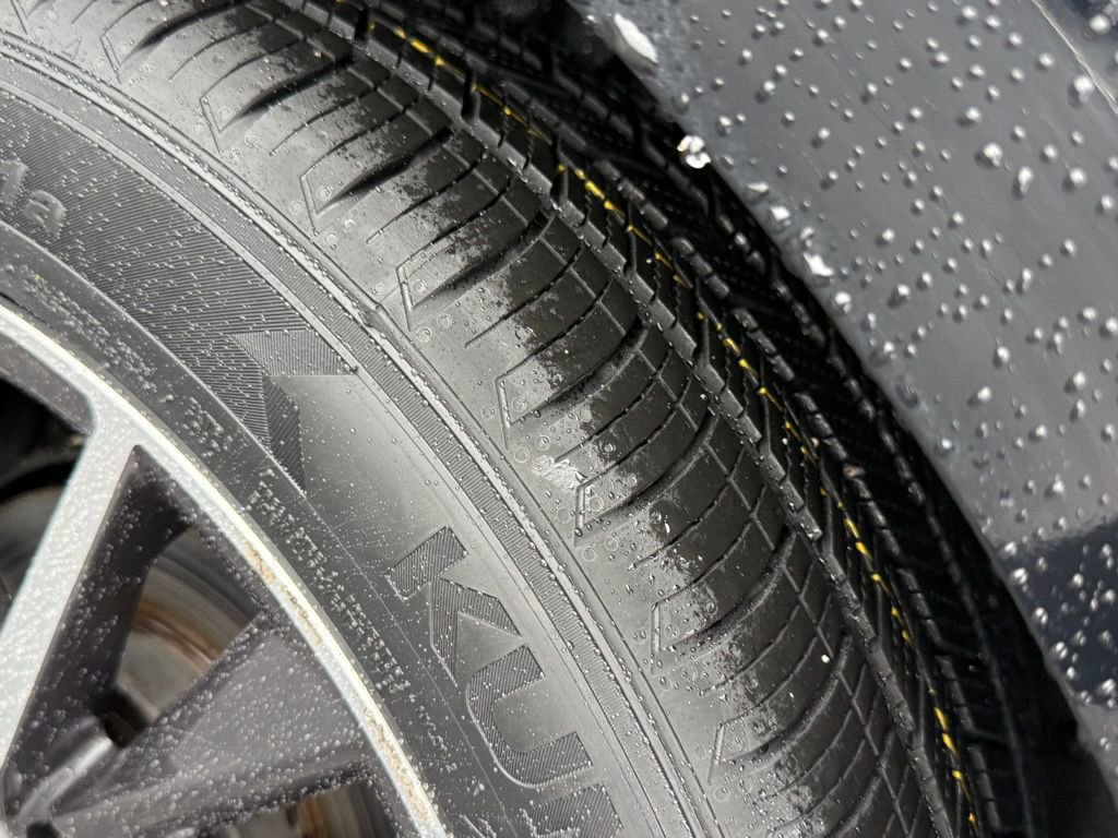 Used 2021 Toyota Camry XLE w/ Navigation Package image 42