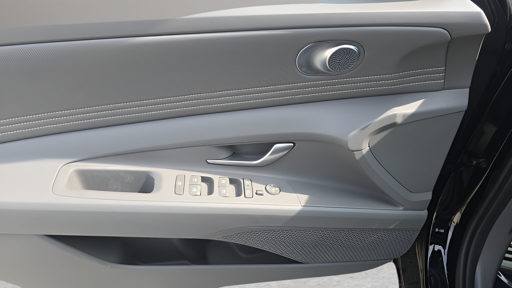New 2026 Hyundai Elantra SEL Sport Premium FWD image 16
