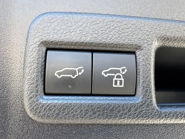 Used 2024 Toyota bZ4X FWD image 38