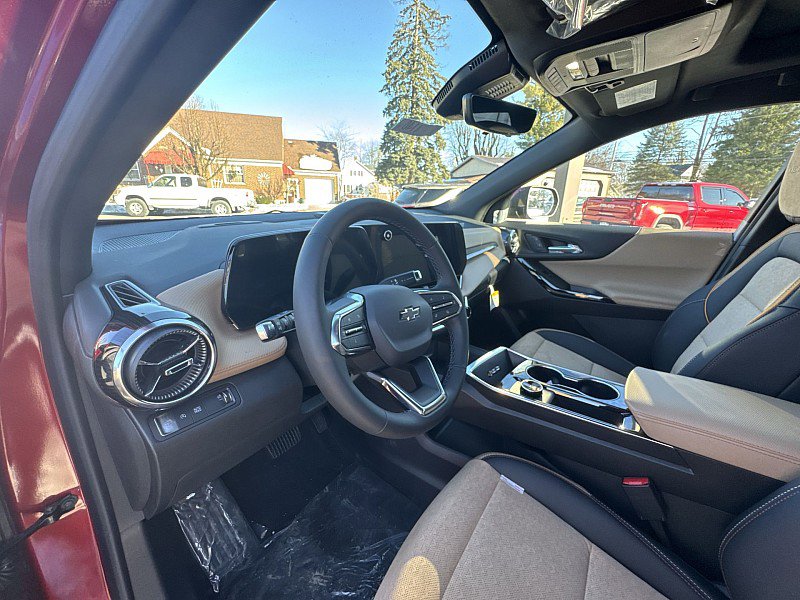 New 2025 Chevrolet Equinox ACTIV w/ Safety and Technology Package image 2