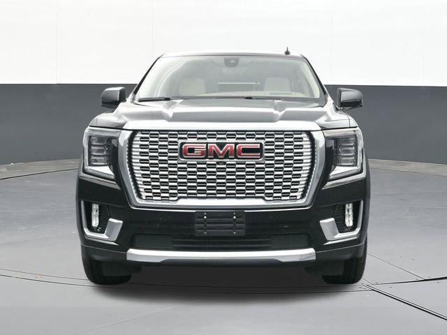 Used 2021 GMC Yukon XL Denali w/ Denali Premium Package image 24