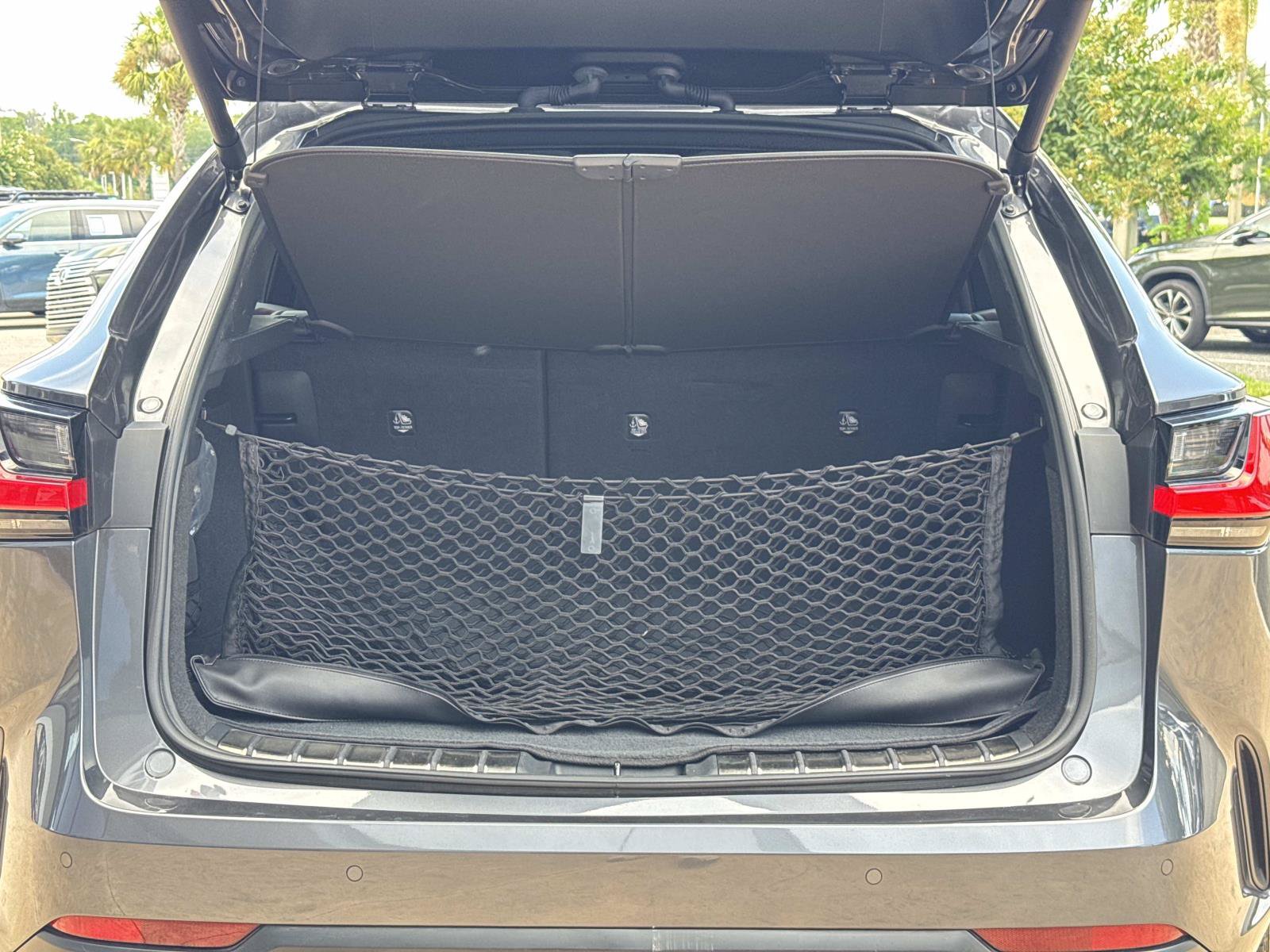 Certified 2024 Lexus NX 250 FWD w/ Towing Package (2000 Lbs) image 5