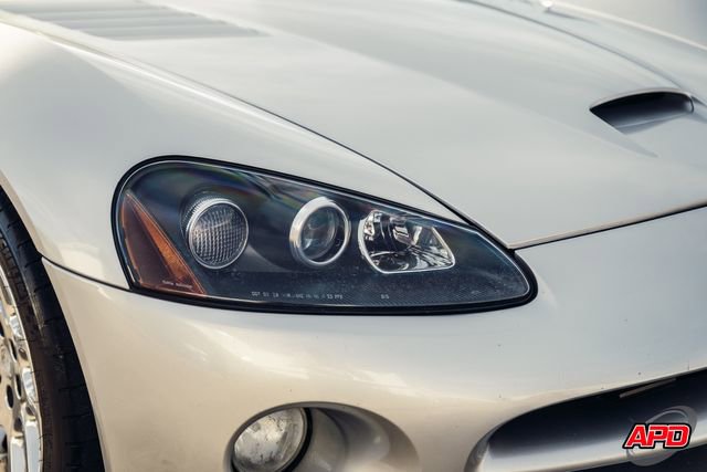 Used 2003 Dodge Viper SRT-10 image 49