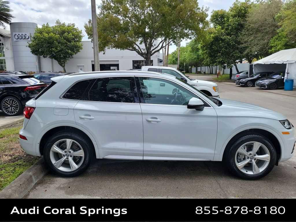 Used 2020 Audi Q5 Premium Plus image 11