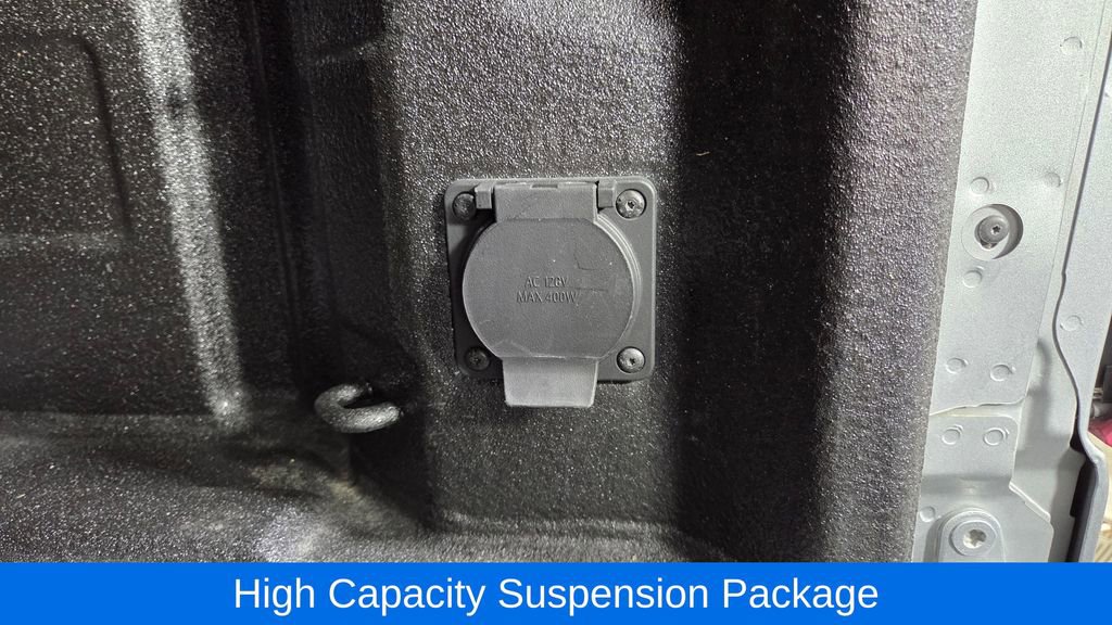 Used 2023 Chevrolet Silverado 1500 High Country w/ High Country Premium Package image 12