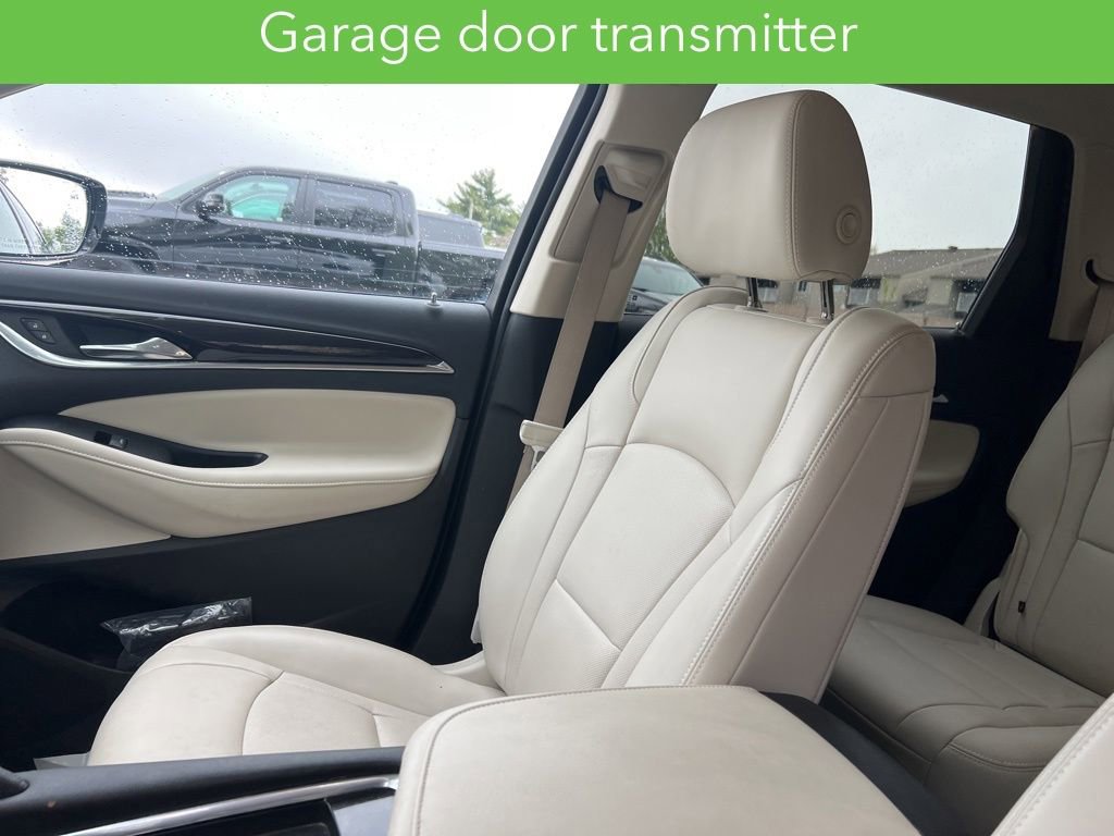 Used 2023 Buick Enclave Essence AWD/4WD image 29