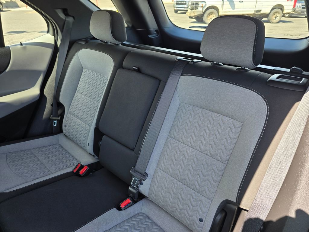Used 2023 Chevrolet Equinox LS w/ LPO, Cargo Package FWD image 17