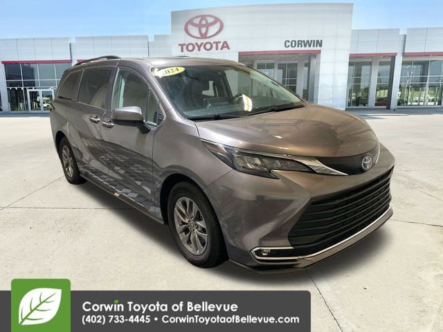 Certified 2024 Toyota Sienna XLE video 2