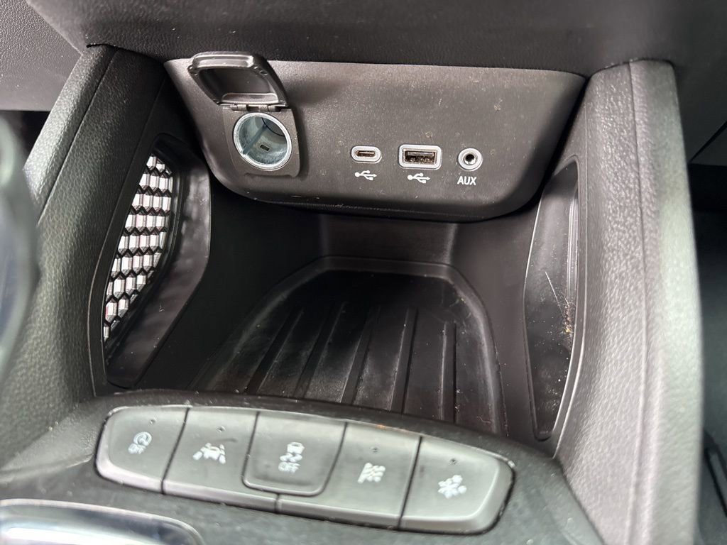 Used 2022 Chevrolet TrailBlazer RS FWD image 25