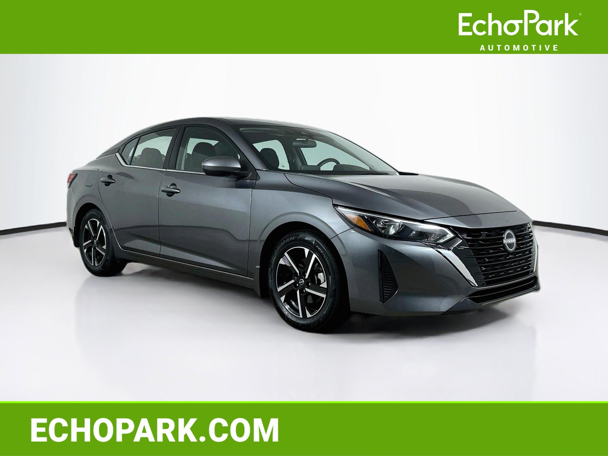 Used 2025 Nissan Sentra SV FWD image 1