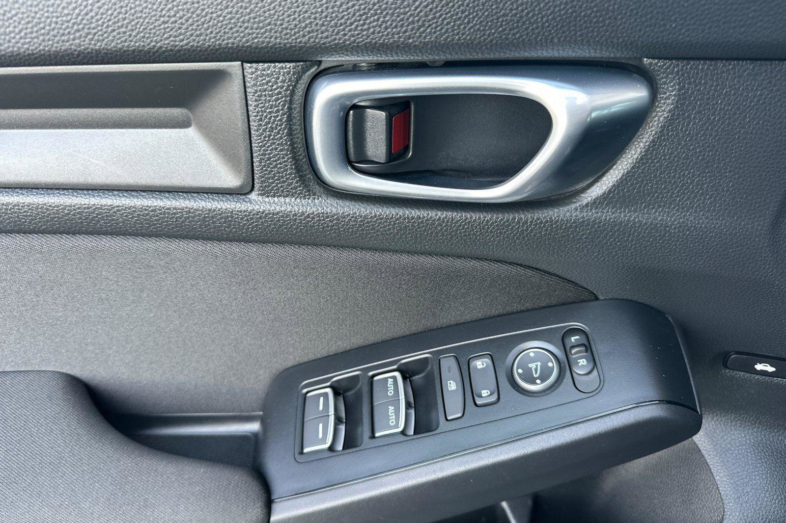 Certified 2025 Honda Civic Sport image 10