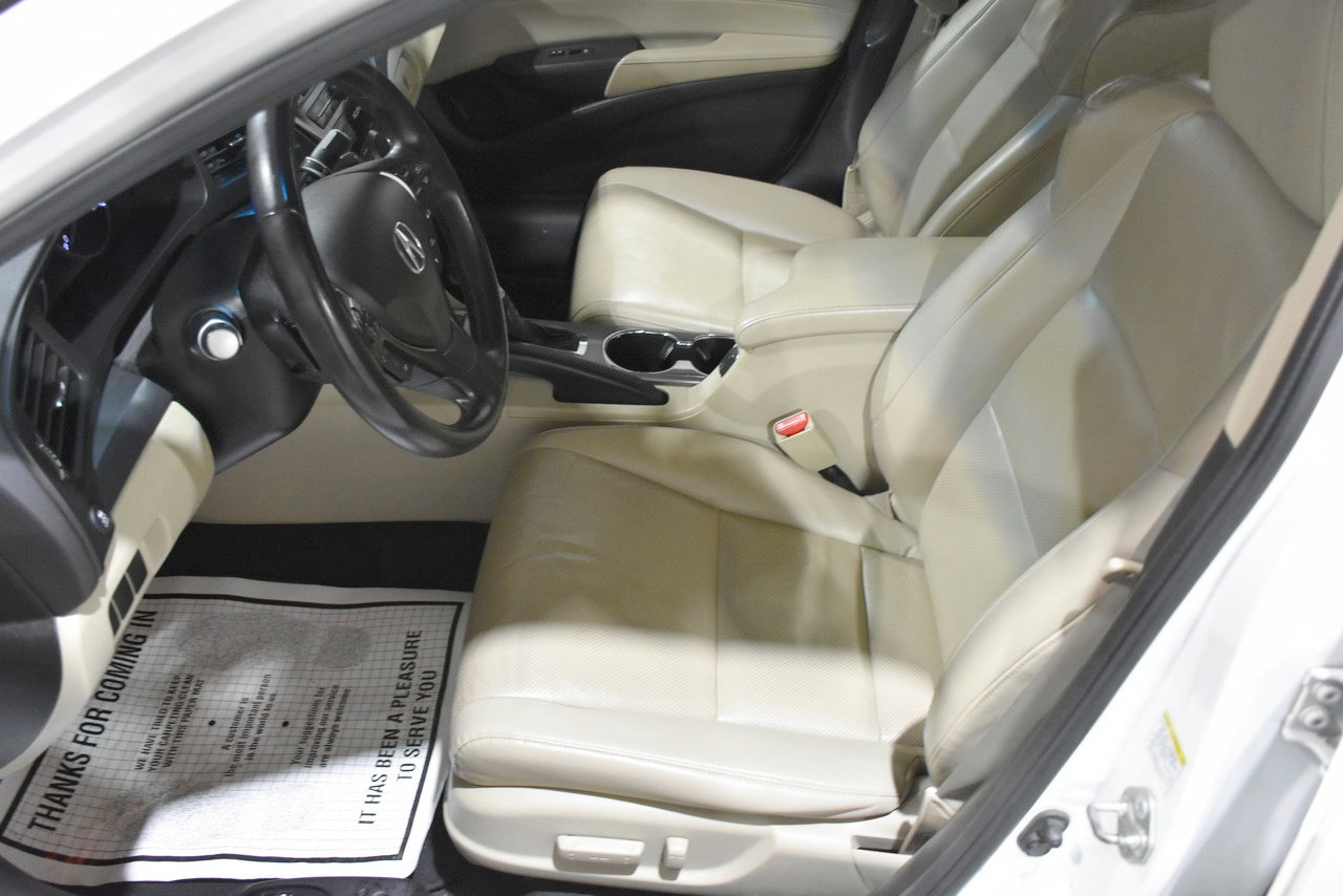 Used 2013 Acura ILX w/ Premium Package image 33