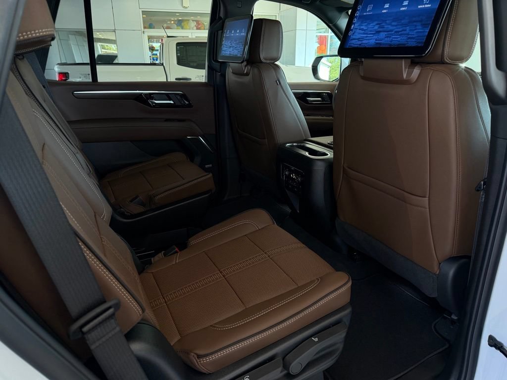 New 2026 Chevrolet Tahoe High Country AWD/4WD image 18