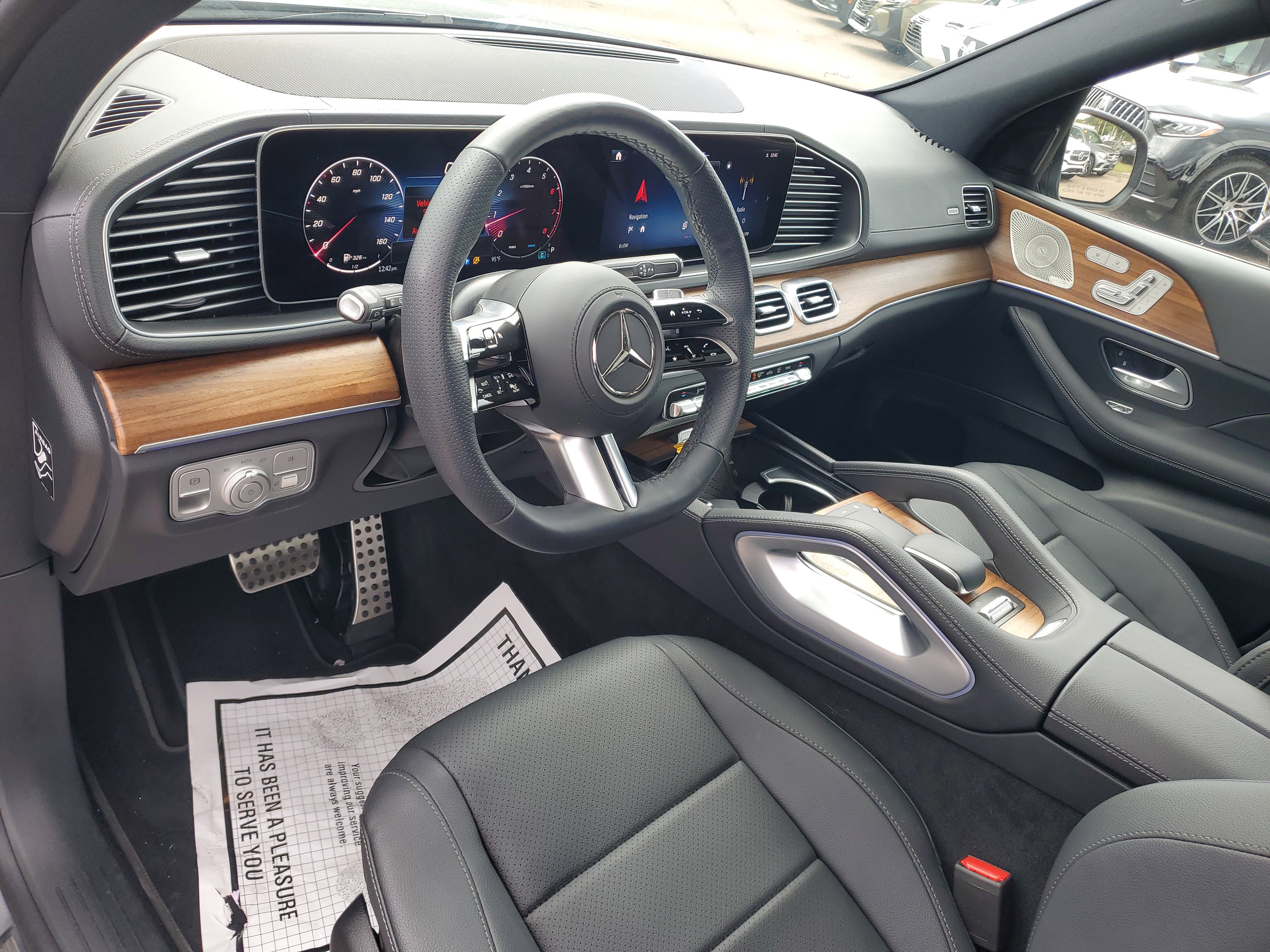 Certified 2025 Mercedes-Benz GLS 450 4MATIC image 27