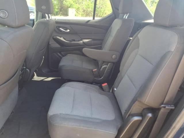 Used 2023 Chevrolet Traverse LT w/ LPO, Floor Liner Package image 16