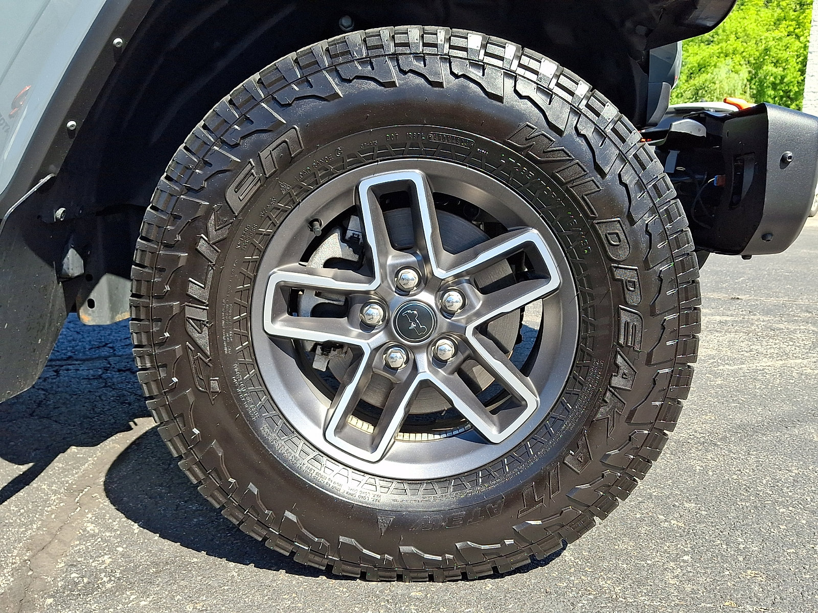 Used 2024 Jeep Gladiator Mojave AWD/4WD image 8