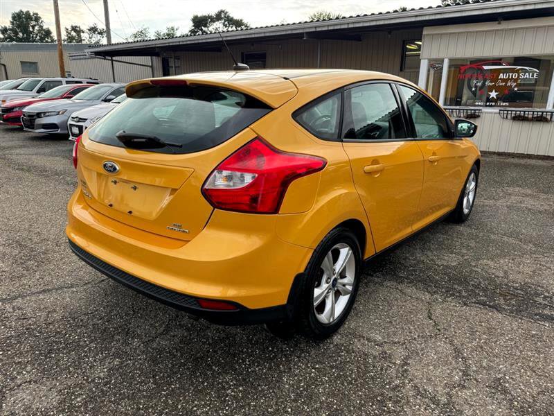 Used 2012 Ford Focus SE image 4
